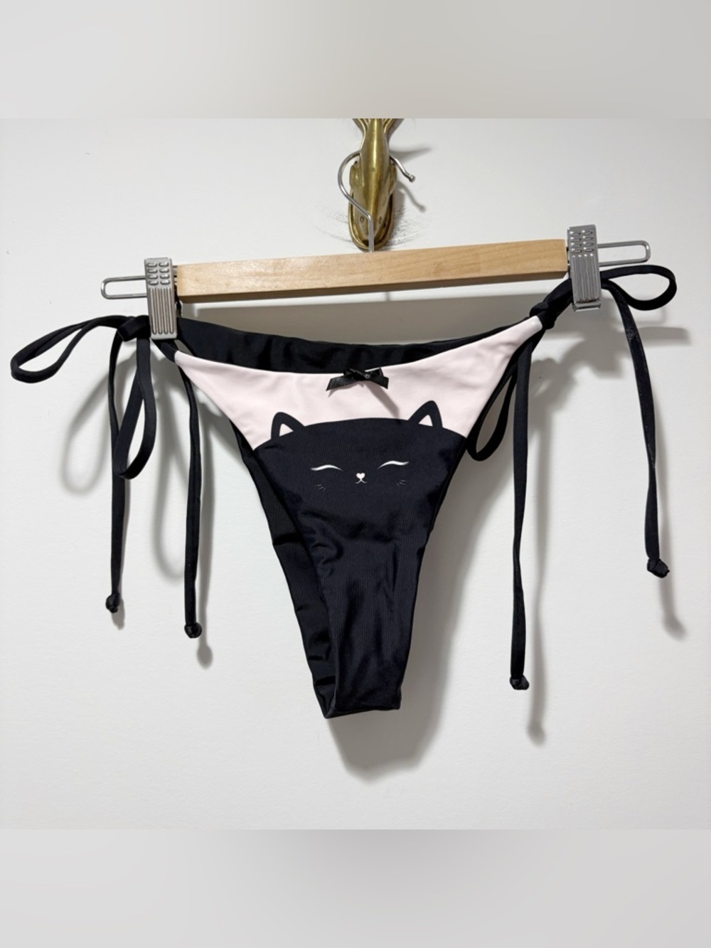 Kitteny Minou Kitty Cat Bikini Bottoms Size Large String Bikini Cheeky Black - Picture 12 of 14